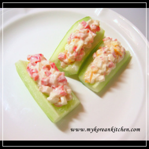 cucumber-canape-on-the-plate.jpg