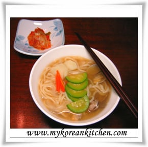 Shellfish noodle soup