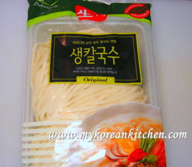 Kalguksu noodles