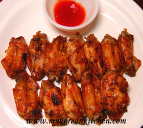 Oven baked wings with sauce