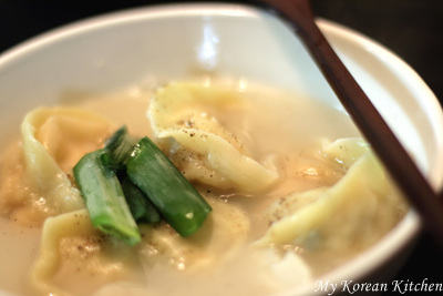 Steamed Kimchi Dumplings (Jjin Kimchi Mandu) - My Korean Kitchen