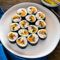 Easy Kimbap (Korean Sushi Roll)