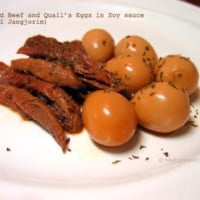 Jangjorim (Korean Soy Sauce Beef and Quail's Egg) | Food24h.com