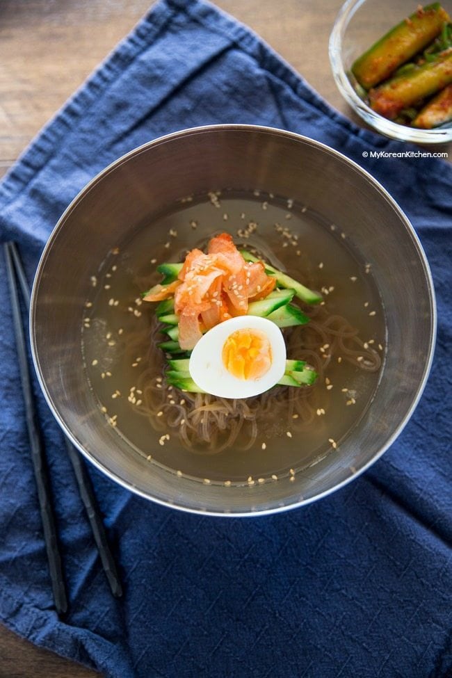 5 mins Mul Naengmyun Recipe (Korean cold noodle soup) | MyKoreanKitchen.com