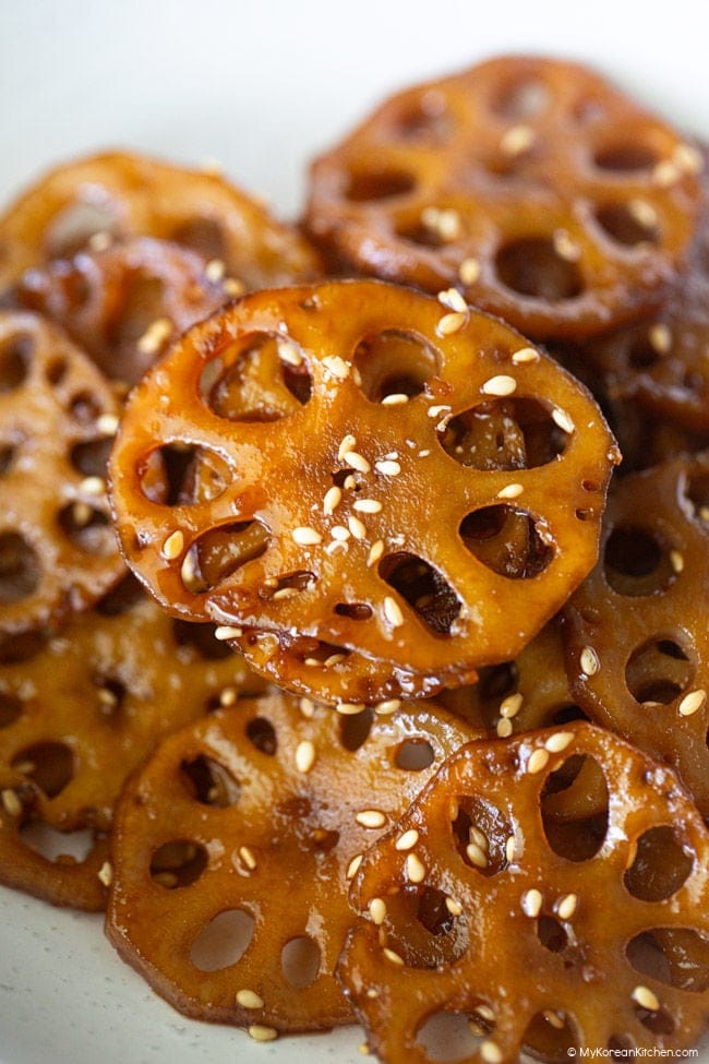 a very close up photo of braised lotus root