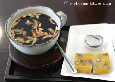 Ddeok (Korean Rice Cake) Cafe - Jilsiru 11