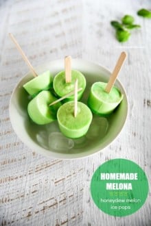 Melona Bar (Honeydew Melon Ice Pops) | MyKoreanKitchen.com