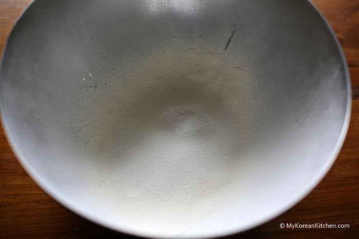 Sift the flour, sugar and salt into a large bowl.