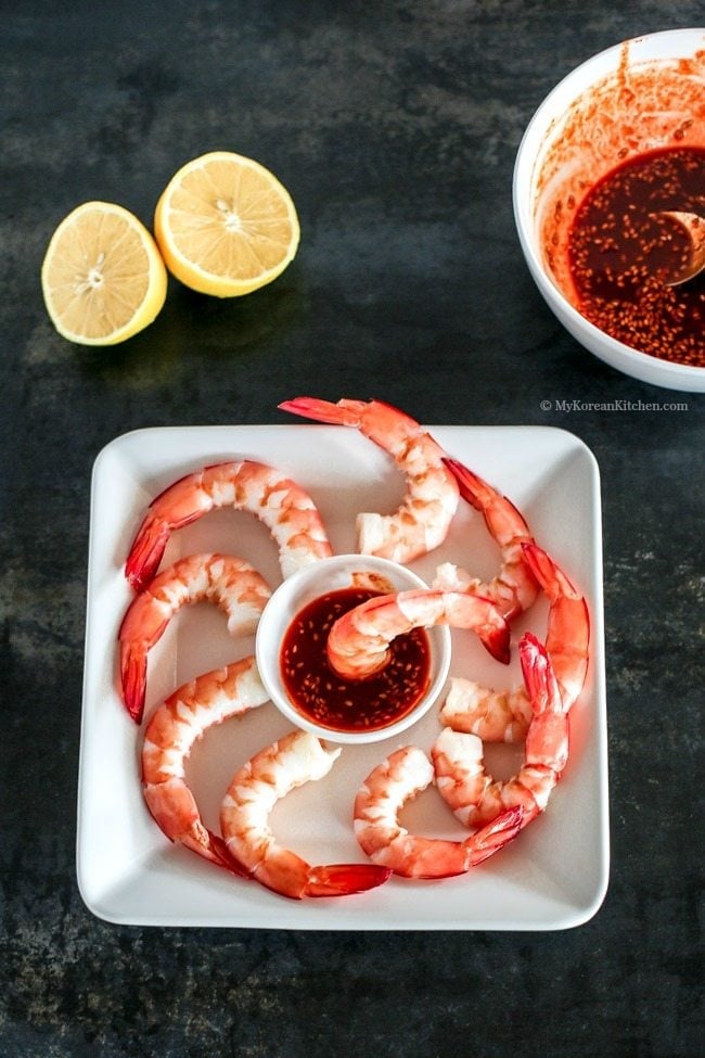 Sweet, tangy and spicy Korean dipping sauce (Cho-Gochujang or Chojang). This is most suitable for (raw or cooked) seafood and blanched broccoli. | MyKoreanKitchen.com