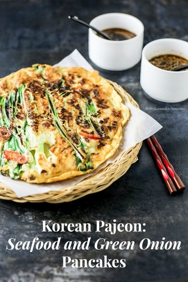 Panquecas de Marisco e Cebola Verde da Coreia (Haemul Pajeon) Receita | MyKoreanKitchen.com