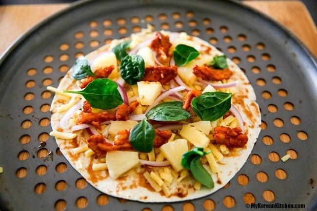 Korean Spicy Chicken BBQ Tortilla Pizza - assembling the pizza toppings
