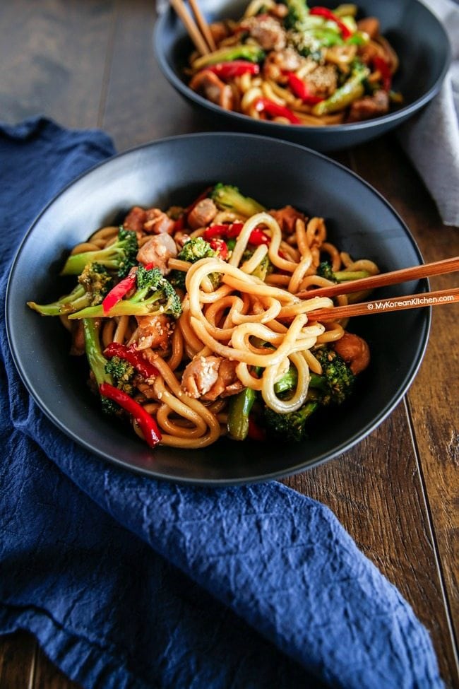 Easy chicken and broccoli noodle stir fry | MyKoreanKitchen.com