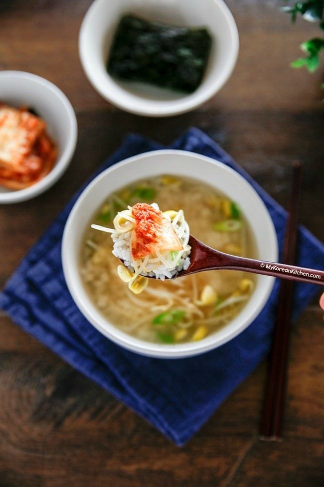 Korean soybean sprout soup | MyKoreanKitchen.com