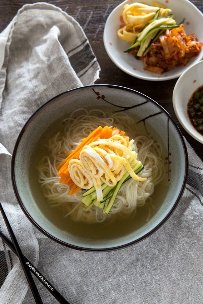 Korean Noodle Soup (Janchi Guksu) - My Korean Kitchen