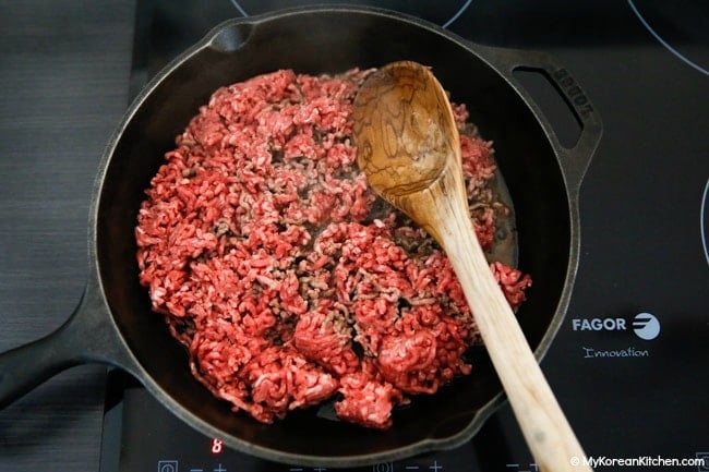 Pan frying ground beef