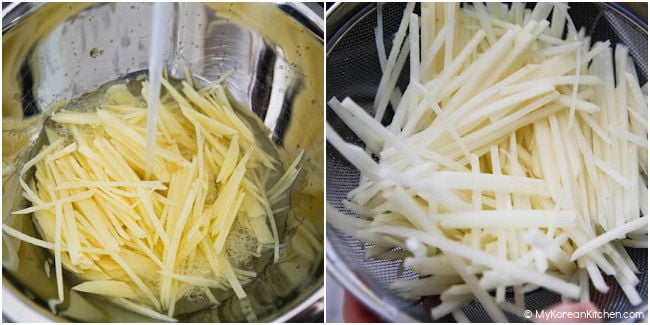 Rinsing off potato starch and draining the water.
